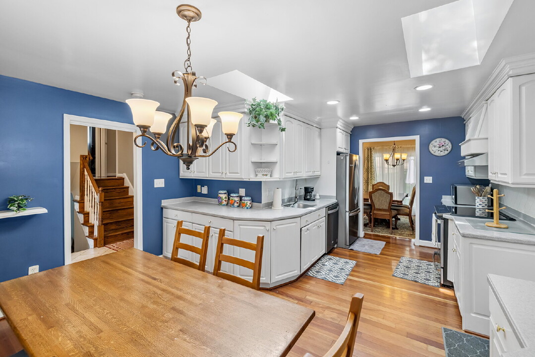 902 Leverton Rd in Rockville, MD - Building Photo