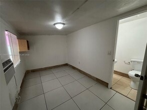 633 NW 15th Ave in Fort Lauderdale, FL - Building Photo - Building Photo