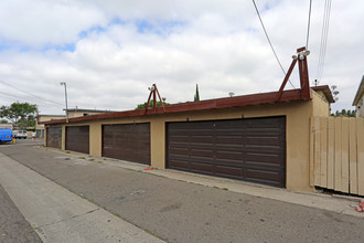 11532 Stuart Dr in Garden Grove, CA - Building Photo - Building Photo