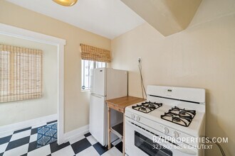 6179 N Figueroa St in Los Angeles, CA - Building Photo - Building Photo