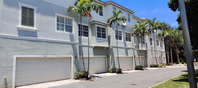 1833 NW 12th St in Boca Raton, FL - Building Photo - Building Photo