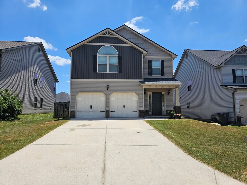 3342 Grove Landing Cir in Grovetown, GA - Building Photo