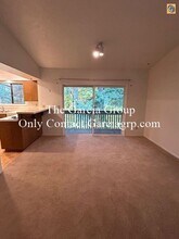 315 Cervantes Cir in Lake Oswego, OR - Building Photo - Building Photo