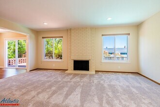 21603 Castleton St in Cupertino, CA - Building Photo - Building Photo