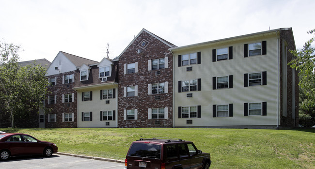 Cushing Residence in Hanover, MA - Foto de edificio - Building Photo