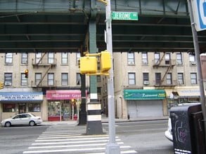 2639-2641 Jerome Ave in Bronx, NY - Building Photo - Building Photo