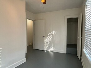 4244 Graceland Ave in Indianapolis, IN - Building Photo - Building Photo