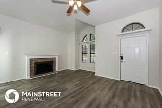 223 Rodeo Dr in Keller, TX - Foto de edificio - Building Photo