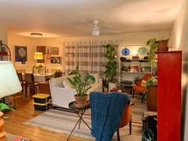 2100 Grove Ave, Unit 25 in Richmond, VA - Building Photo