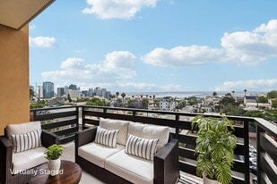 Asano on Fourth - Bankers Hill/Little Italy in San Diego, CA - Building Photo