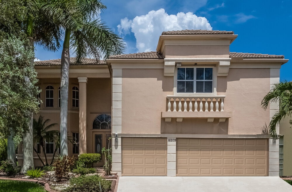 16209 SW 49th Ct in Miramar, FL - Building Photo