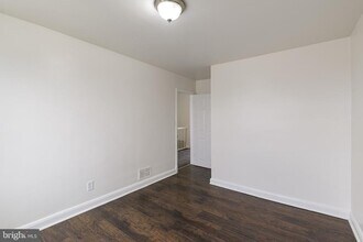 3902 Erdman Ave in Baltimore, MD - Building Photo - Building Photo