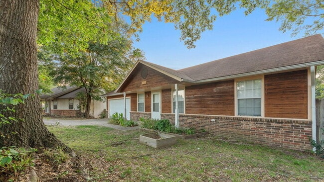 3518 W Buckeye St in Fayetteville, AR - Building Photo - Building Photo