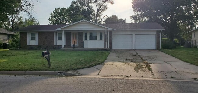 1129 Sandplum Ln