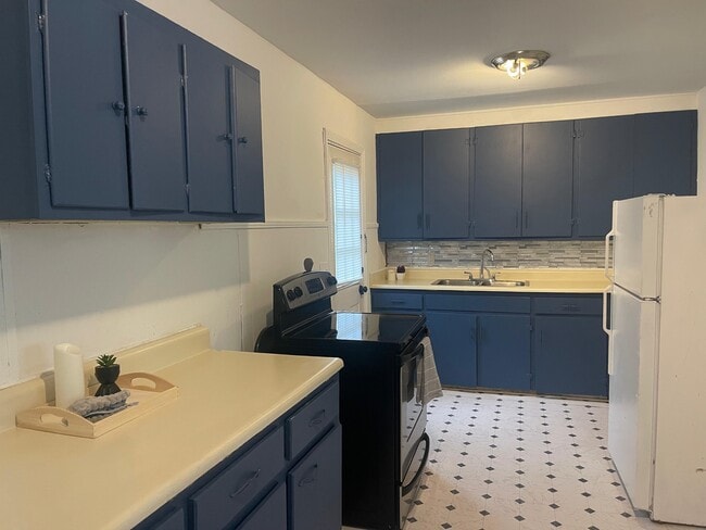 2708 Cave Ave NW in Huntsville, AL - Building Photo - Building Photo