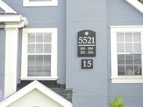 5521 Rosehill Rd in Sarasota, FL - Building Photo - Building Photo