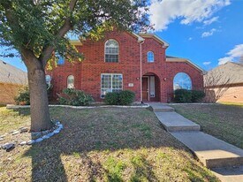 6805 Westover Dr in Rowlett, TX - Building Photo