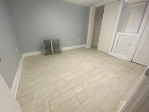 6079 N Albany Ave, Unit Garden level in Chicago, IL - Building Photo - Building Photo