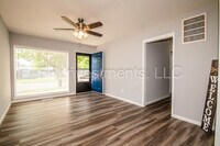 5126 Hagemann St photo'