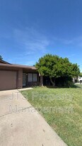 5417 Olympic Way in Sacramento, CA - Building Photo