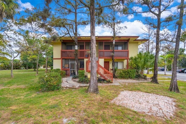 2062 NW 43 Terrace in Lauderhill, FL - Building Photo - Building Photo