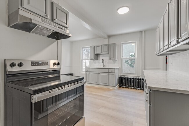 6 Liberty St, Unit 6.5 in Newton, NJ - Building Photo - Building Photo