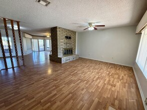 3028 S Fairway Ave in Thatcher, AZ - Building Photo - Building Photo