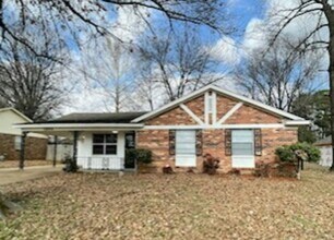 1686 Custer Dr in Southaven, MS - Building Photo - Building Photo