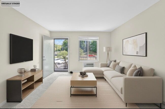 property at 2601 Hillsboro Pike