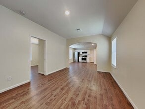 6425 Mountain Pines Ln in Katy, TX - Foto de edificio - Building Photo