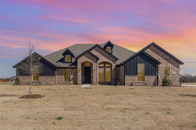 property at 630 Crystal Lk Ln