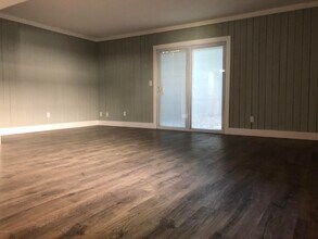 2132 Bay Rd in Neptune Beach, FL - Building Photo - Building Photo
