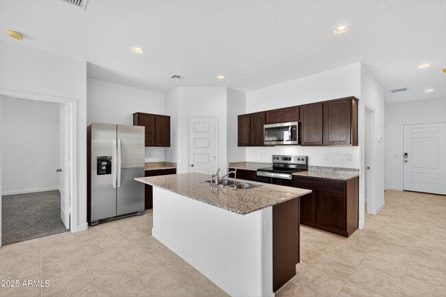 30266 N Acacia Dr. in Florence, AZ - Building Photo - Building Photo
