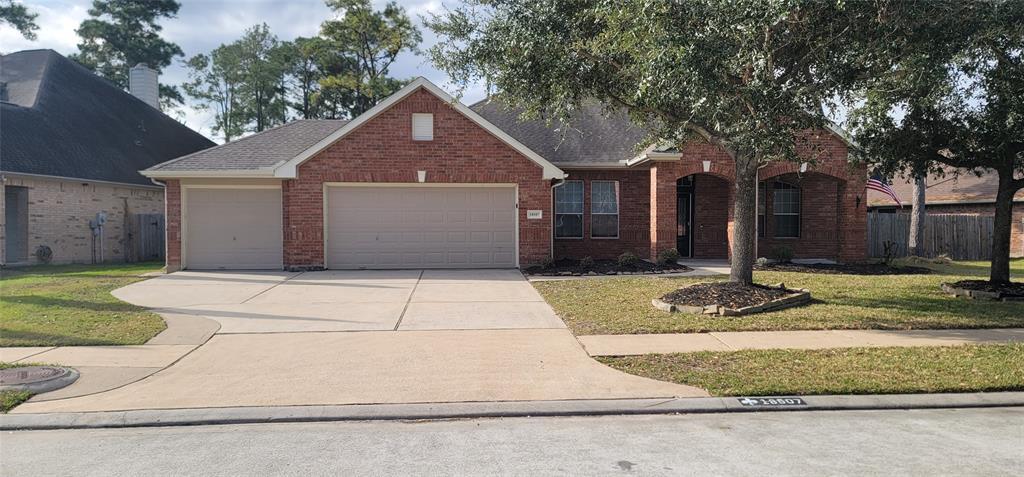 18507 Cascade Timbers Ln in Tomball, TX - Building Photo