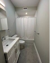 75 Pearl St, Unit 2 in Somerville, MA - Foto de edificio - Building Photo