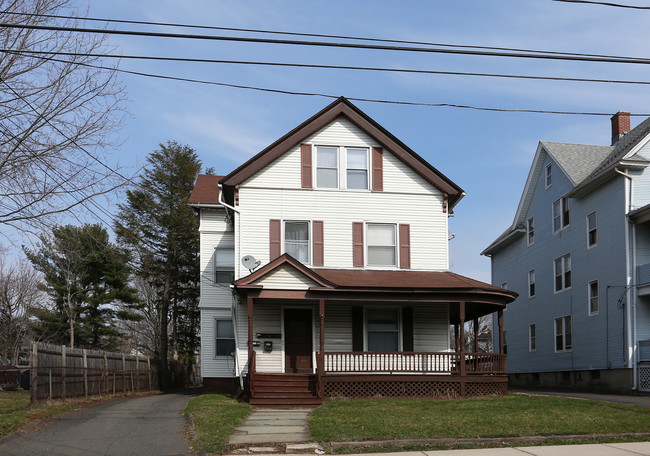 565 Stanley St in New Britain, CT - Building Photo - Building Photo