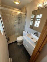 5270 S 26th St in Milwaukee, WI - Building Photo - Building Photo
