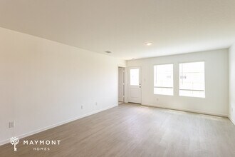 2404 Shady Grv in New Braunfels, TX - Foto de edificio - Building Photo