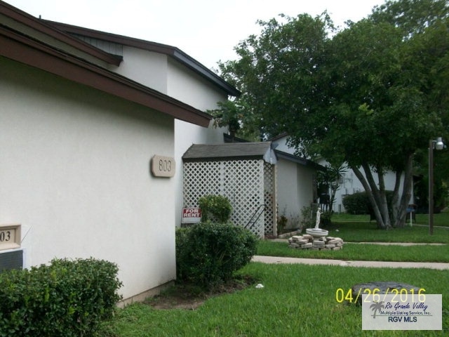 803 Continental Dr in Brownsville, TX - Building Photo - Building Photo