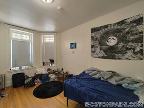 447 Park Dr in Boston, MA - Foto de edificio - Building Photo