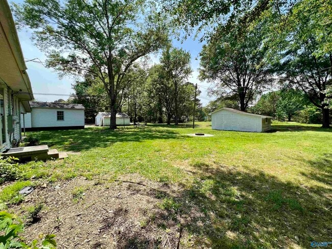 320 Shaw St in Athens, AL - Building Photo - Building Photo