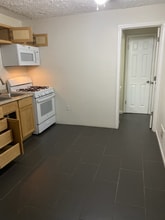 116 Clinton Springs Ave in Cincinnati, OH - Foto de edificio - Building Photo