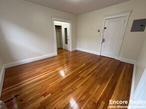 462 Park Dr, Unit 231-19 in Boston, MA - Building Photo - Building Photo