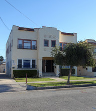 117-121 E Avenue 44 in Los Angeles, CA - Building Photo - Building Photo