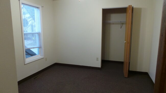 property at 154 S Franklin St