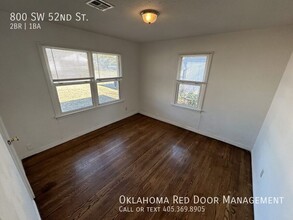800 SW 52nd St in Oklahoma City, OK - Building Photo - Building Photo