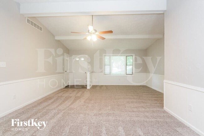 127 E Edgewood Ave in Indianapolis, IN - Foto de edificio - Building Photo