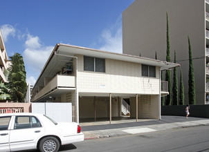 1330 Matlock Ave in Honolulu, HI - Building Photo - Building Photo