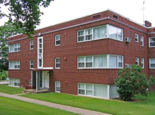 Cherry Hill in Alton, IL - Building Photo