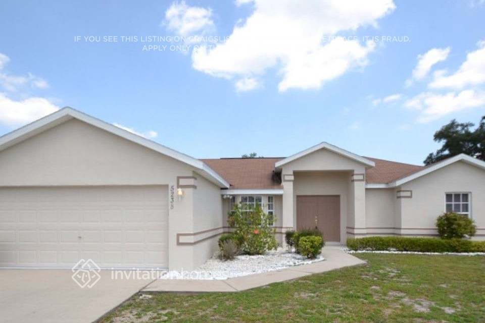 5238 Snowy Heron Dr in Lakeland, FL - Building Photo
